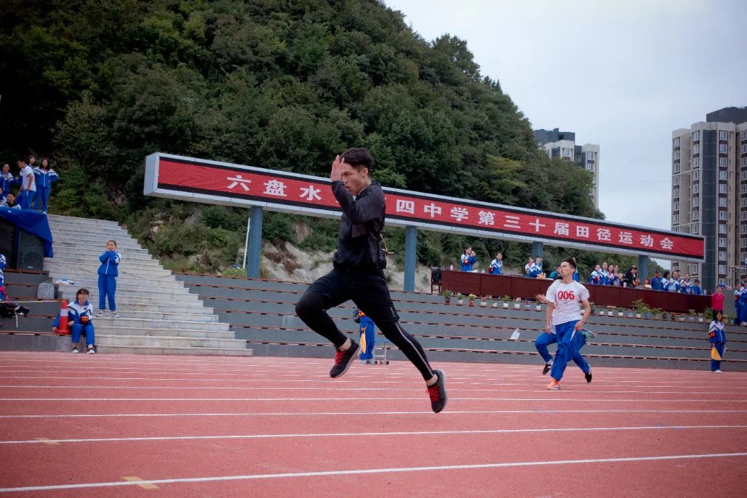 《矫健》——左昱骁——17716619186.jpg
