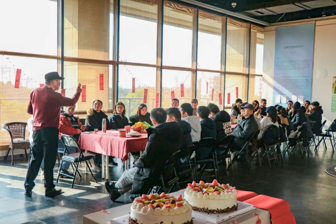 茶话会-许承兴老院长讲话.jpg